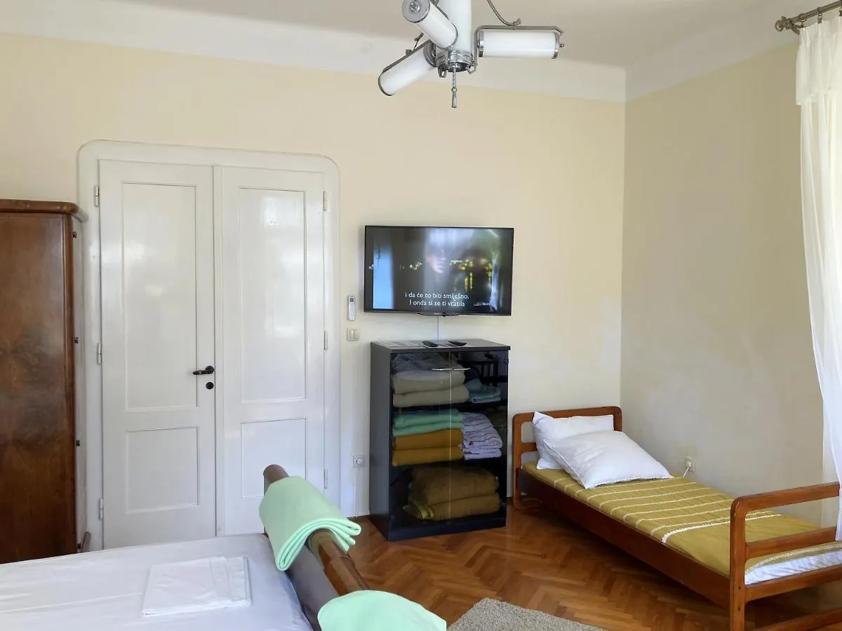 Apartment Apartman Villa Amelia Moscenicka Draga